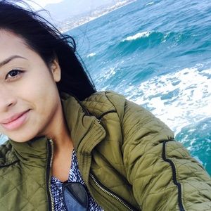 Meet your Posher, Fidelina